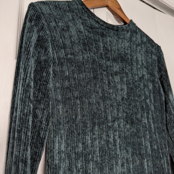 Zara dress - Picture 3 of 4